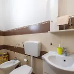 Aura Solis 4* 레우카
