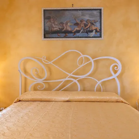 Bed & Breakfast Aura Solis 3*