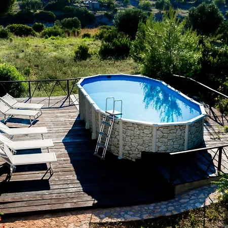 Aura Solis Bed & Breakfast 4*