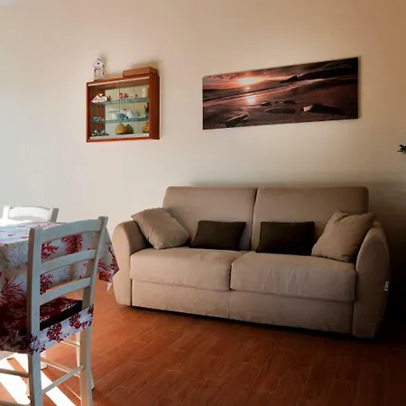 Aura Solis Bed & Breakfast 3*