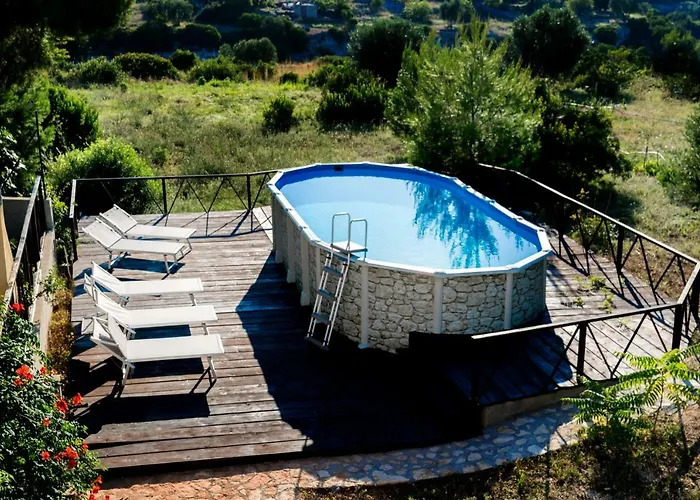 Aura Solis Bed & Breakfast 4*